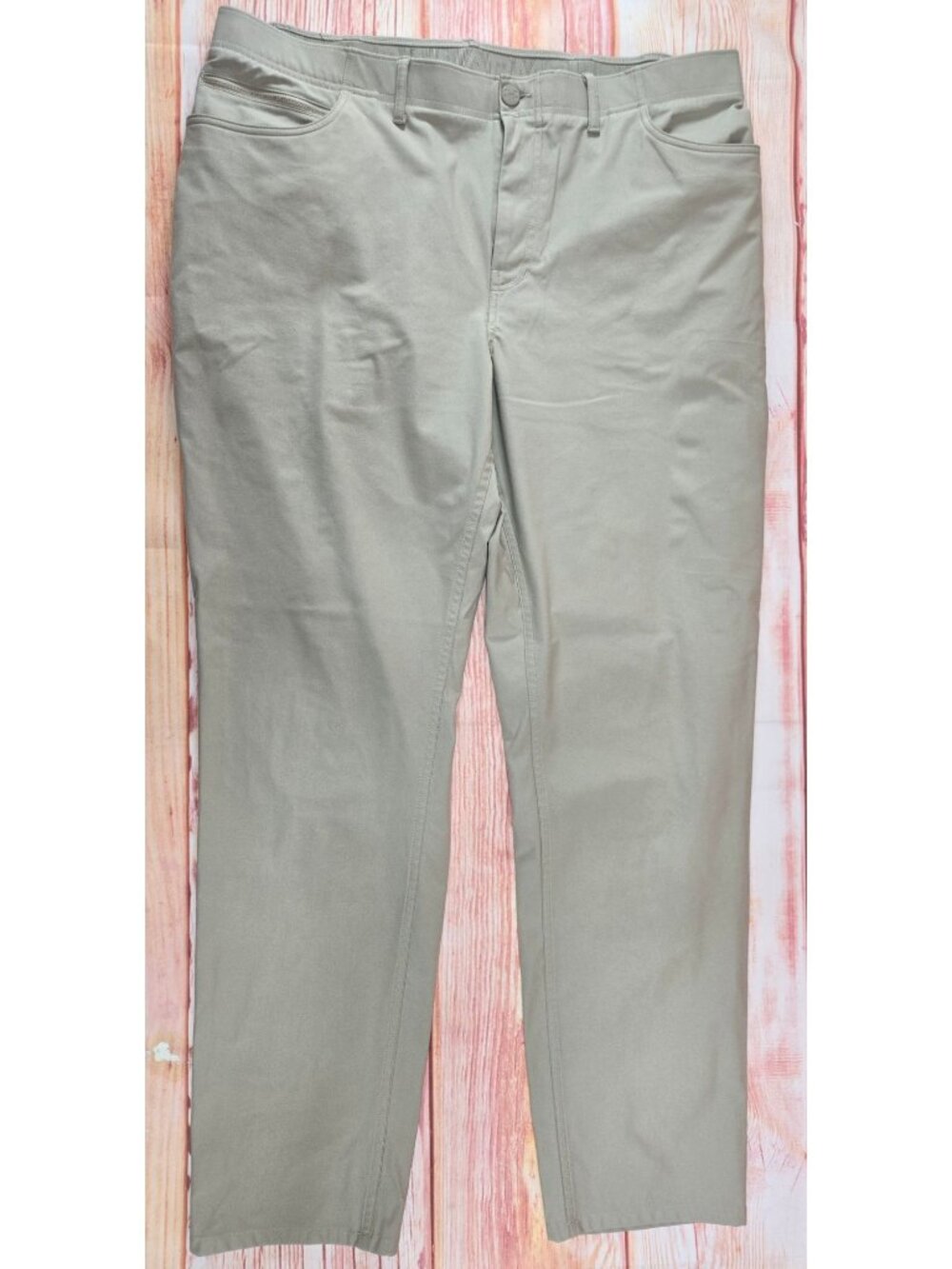 Under Armour Mens Beige Lightweight Stretch Pants 40x32 Fabric Casual Wear